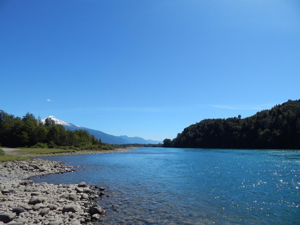 Cabanas Nutrias Patagonicas Puelo River Экстерьер фото