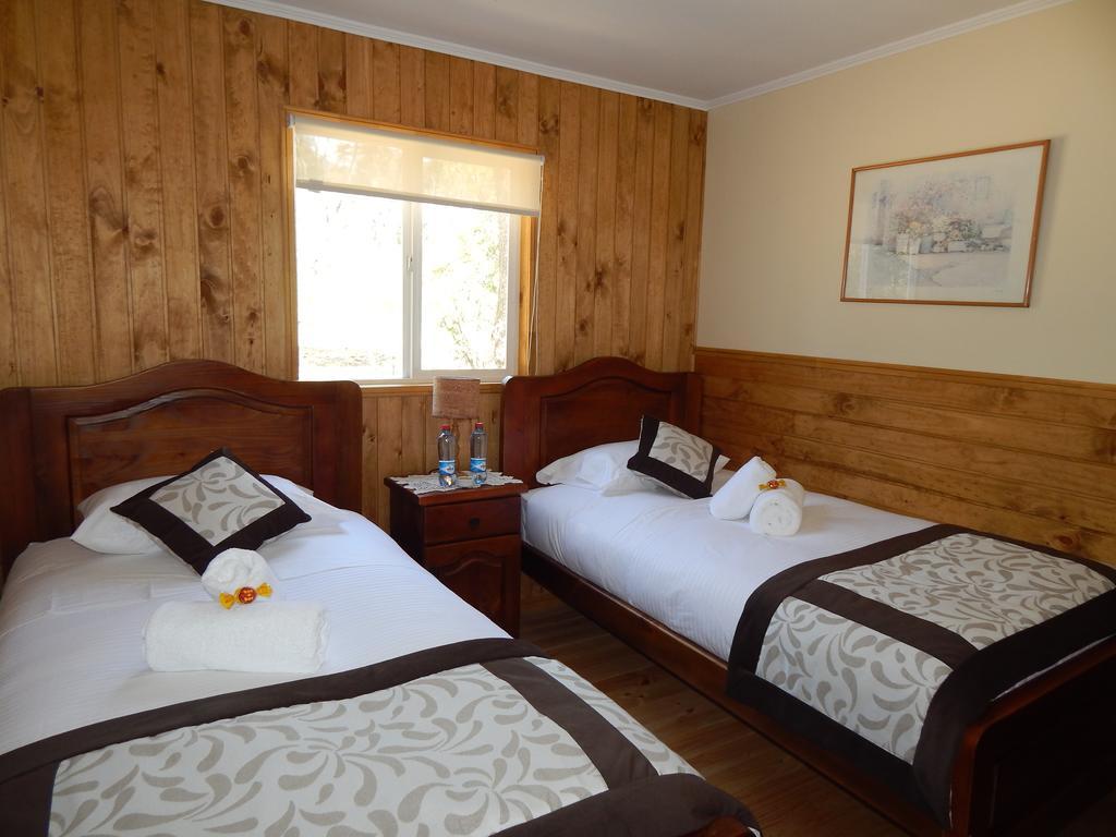 Cabanas Nutrias Patagonicas Puelo River Экстерьер фото