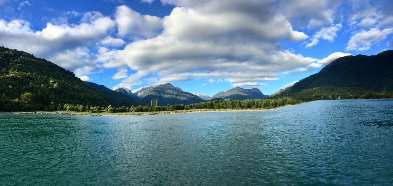Cabanas Nutrias Patagonicas Puelo River Экстерьер фото