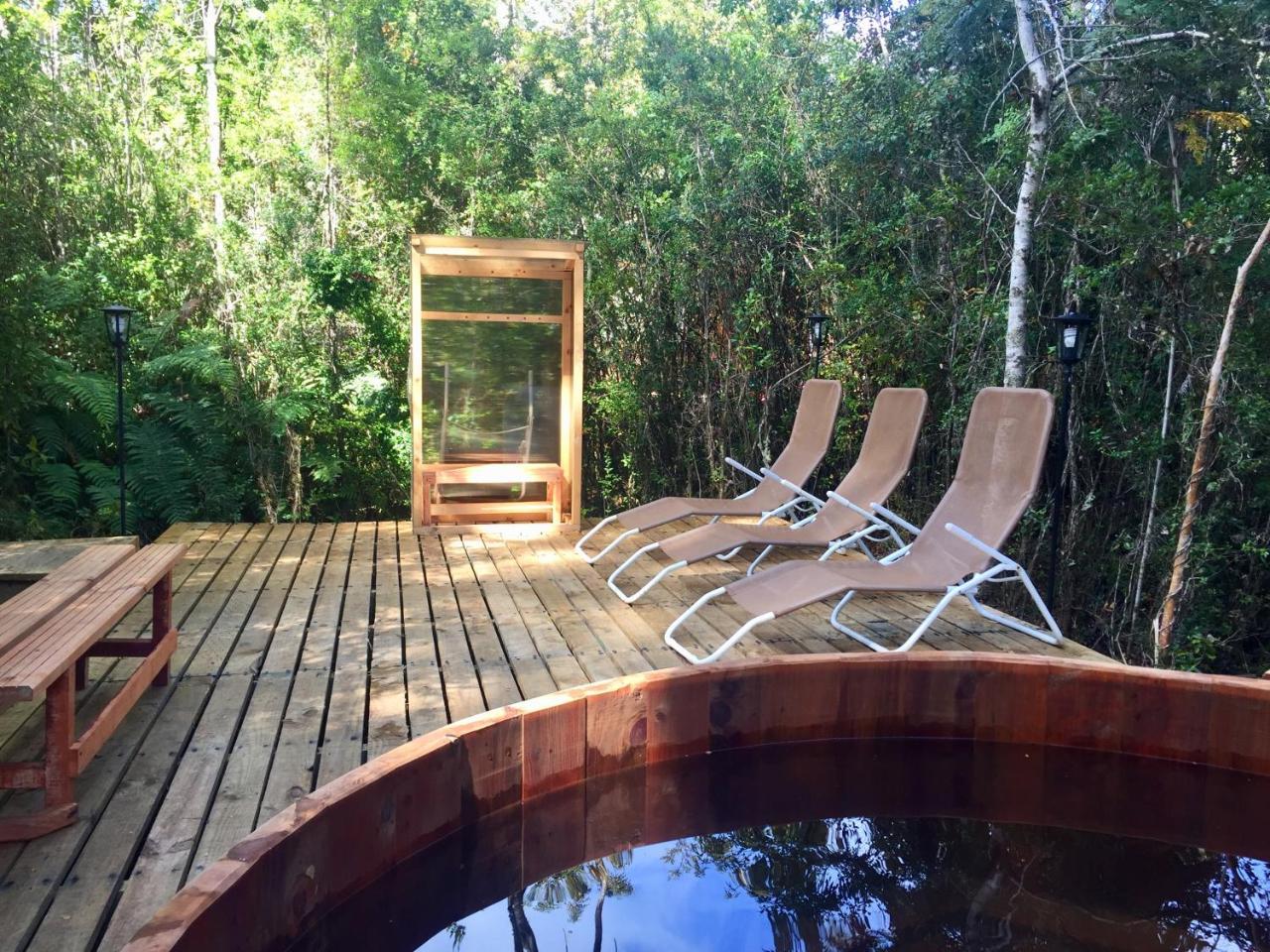 Cabanas Nutrias Patagonicas Puelo River Экстерьер фото
