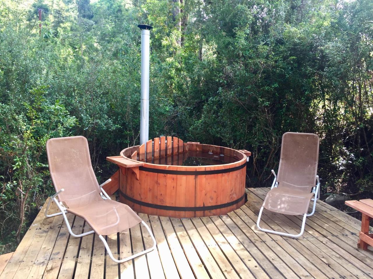 Cabanas Nutrias Patagonicas Puelo River Экстерьер фото