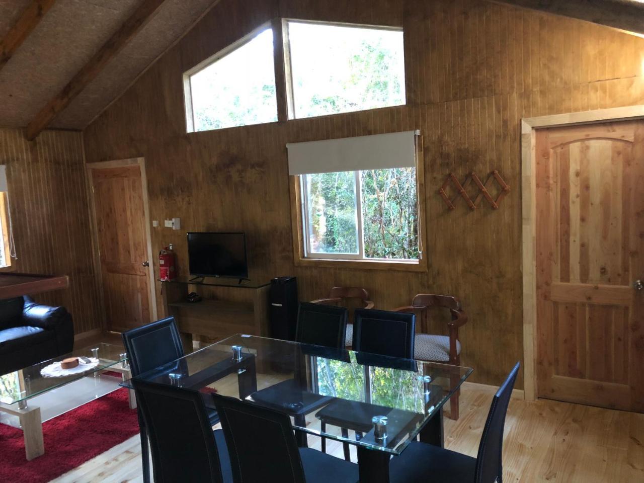 Cabanas Nutrias Patagonicas Puelo River Экстерьер фото