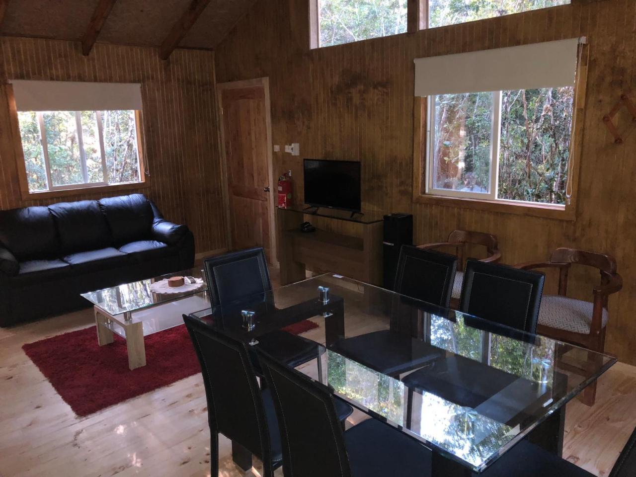 Cabanas Nutrias Patagonicas Puelo River Экстерьер фото